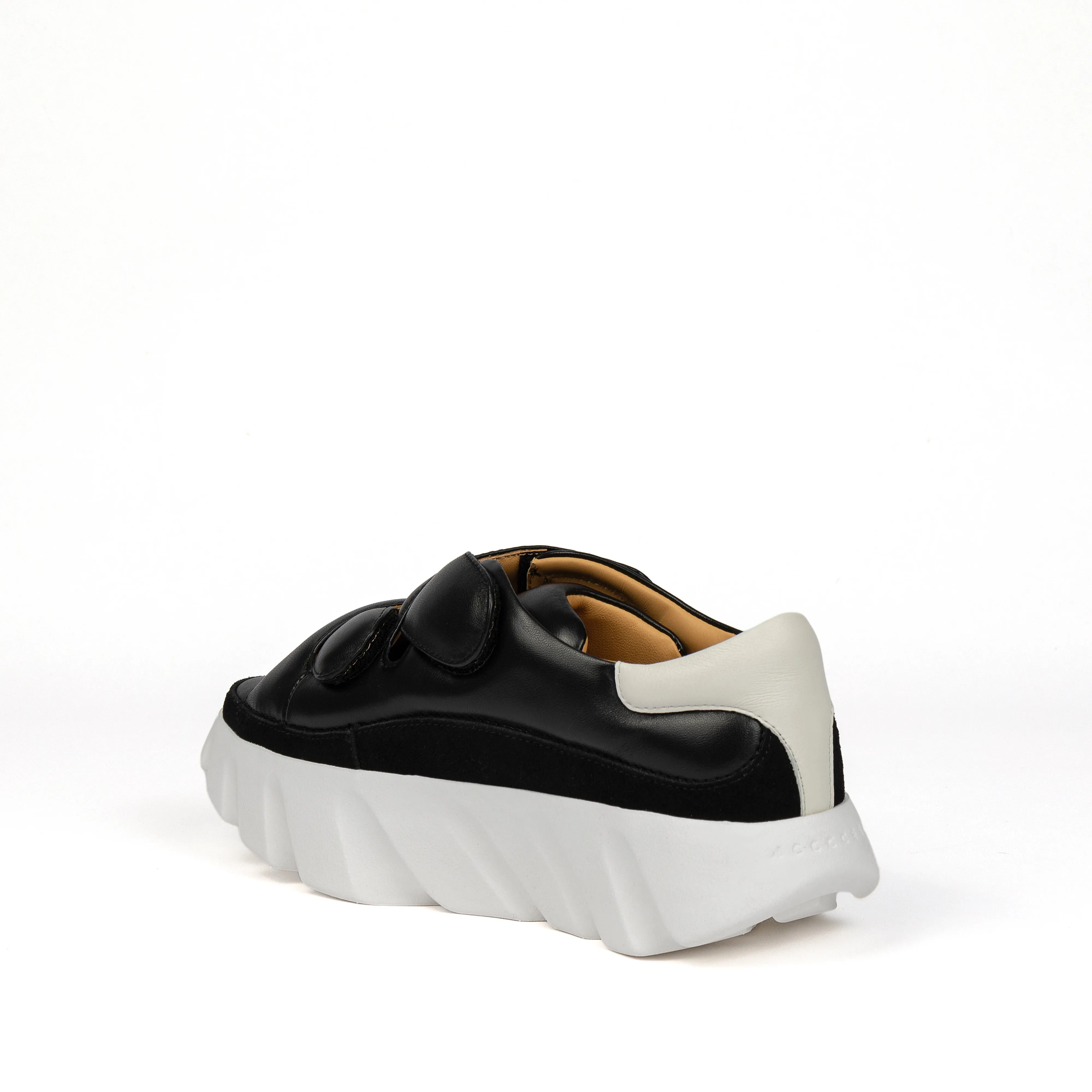 4CCCCEES | SNEAKERS MUJER | TURA LUCKY OREO | NEGRO