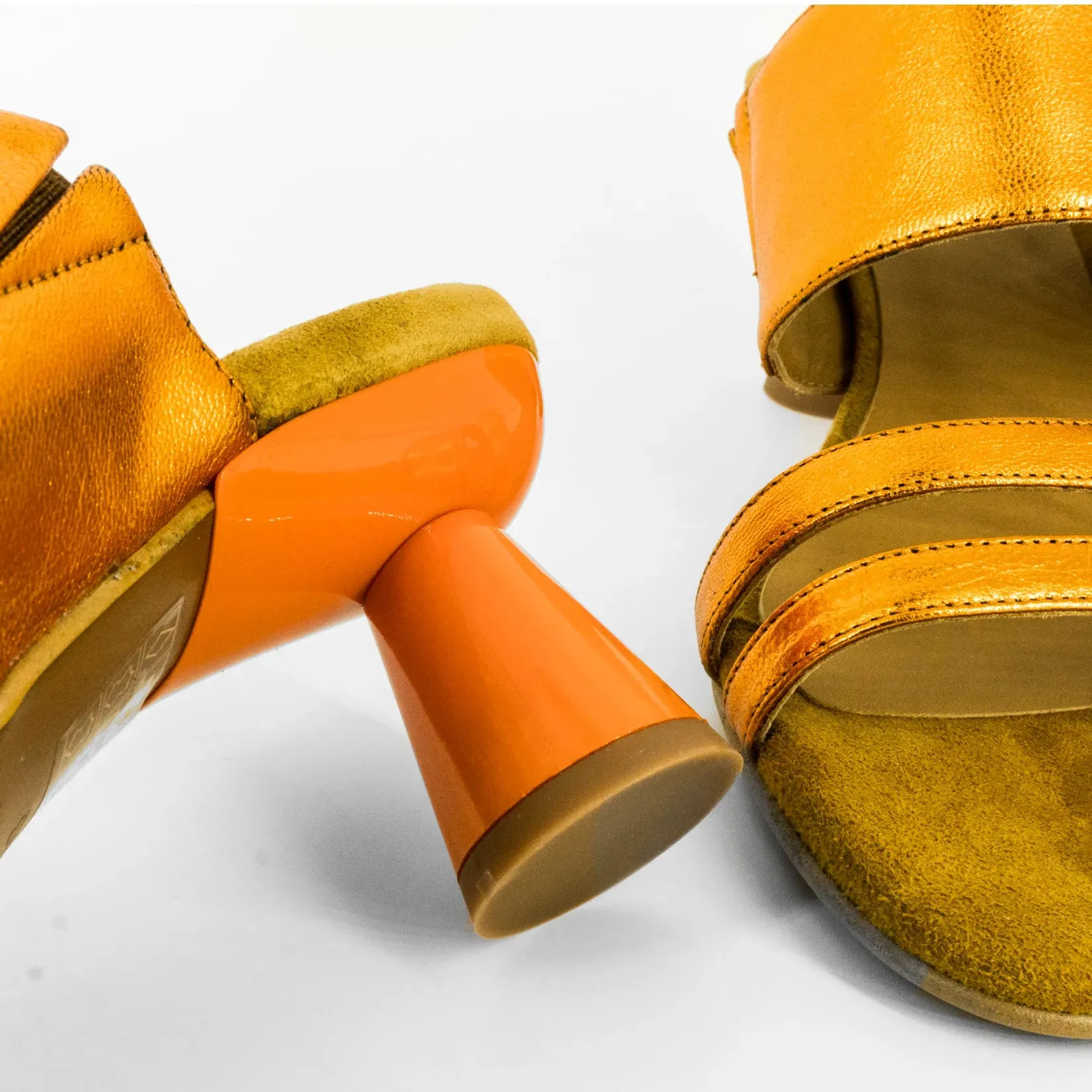 AUDLEY | SANDALIAS MUJER | TACÓN GALAXY MATE NATRON | NARANJA