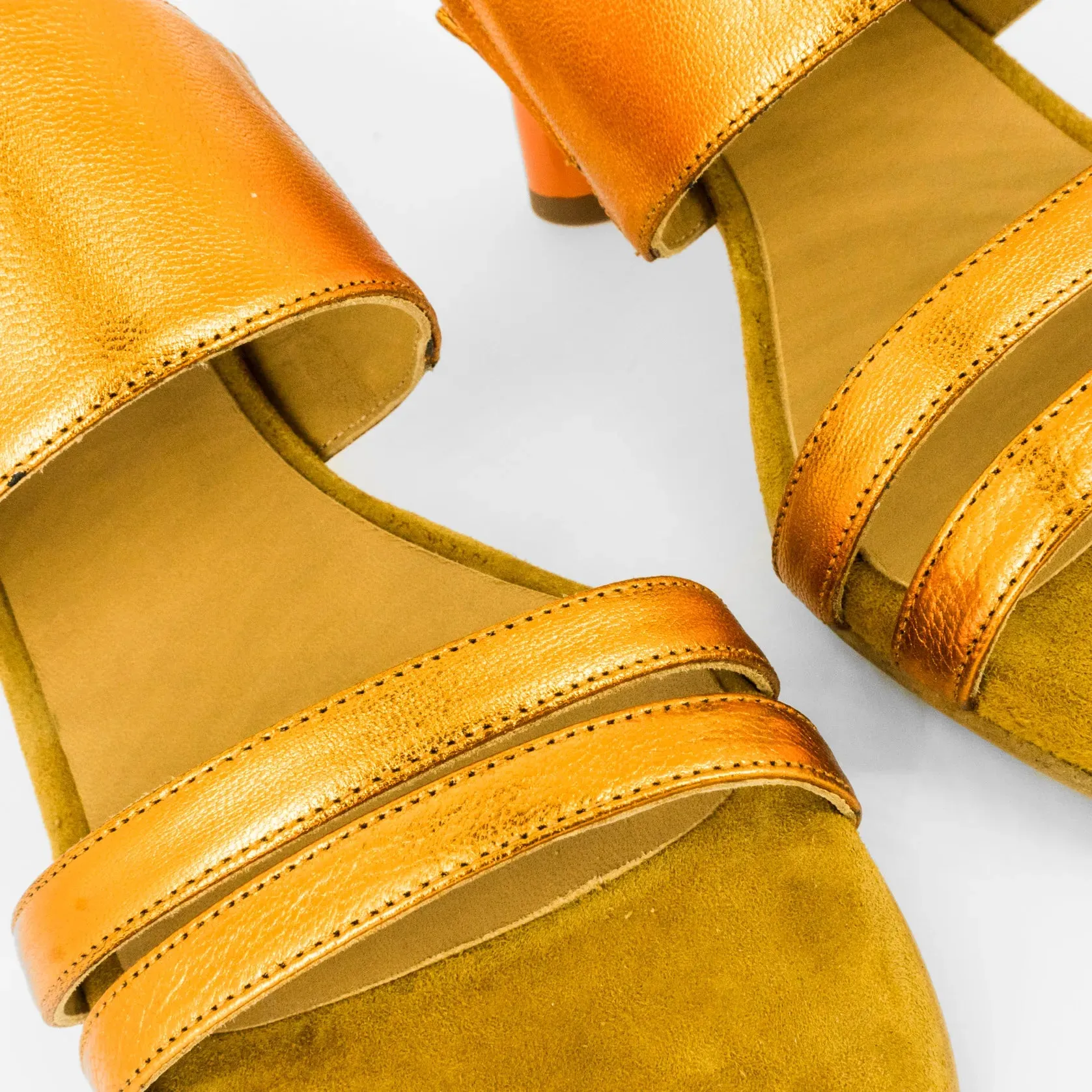 AUDLEY | SANDALIAS MUJER | TACÓN GALAXY MATE NATRON | NARANJA