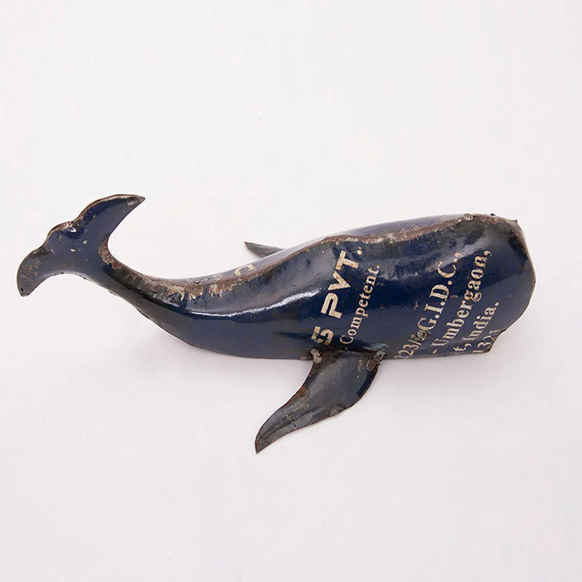 Ballena azul hecha de metal recuperado bidones - D6738