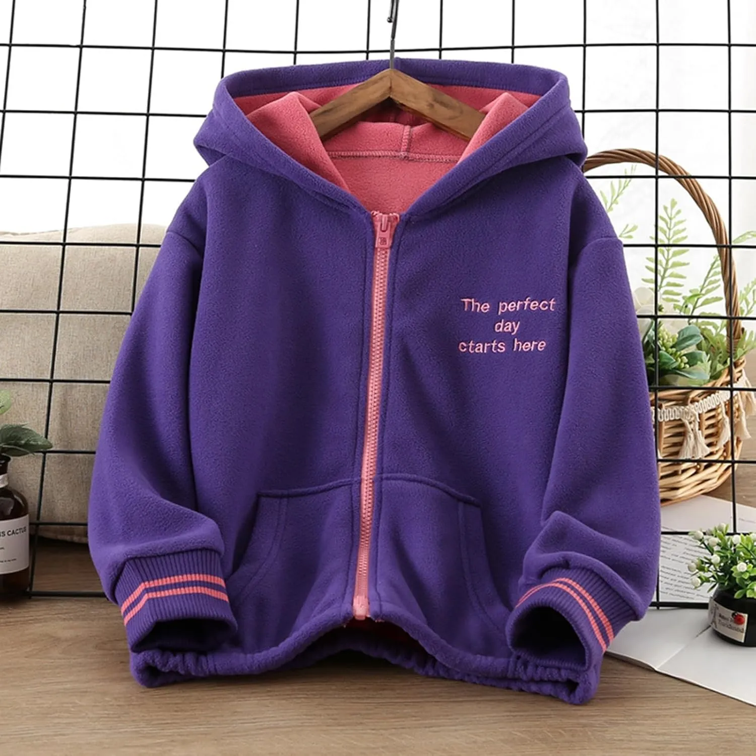 Boys Girls Polar Fleece Jacket Full Zip Hooded Sweatshirt Double-Layer Fleece Hoodie Kids Lightweight Windproof Coat