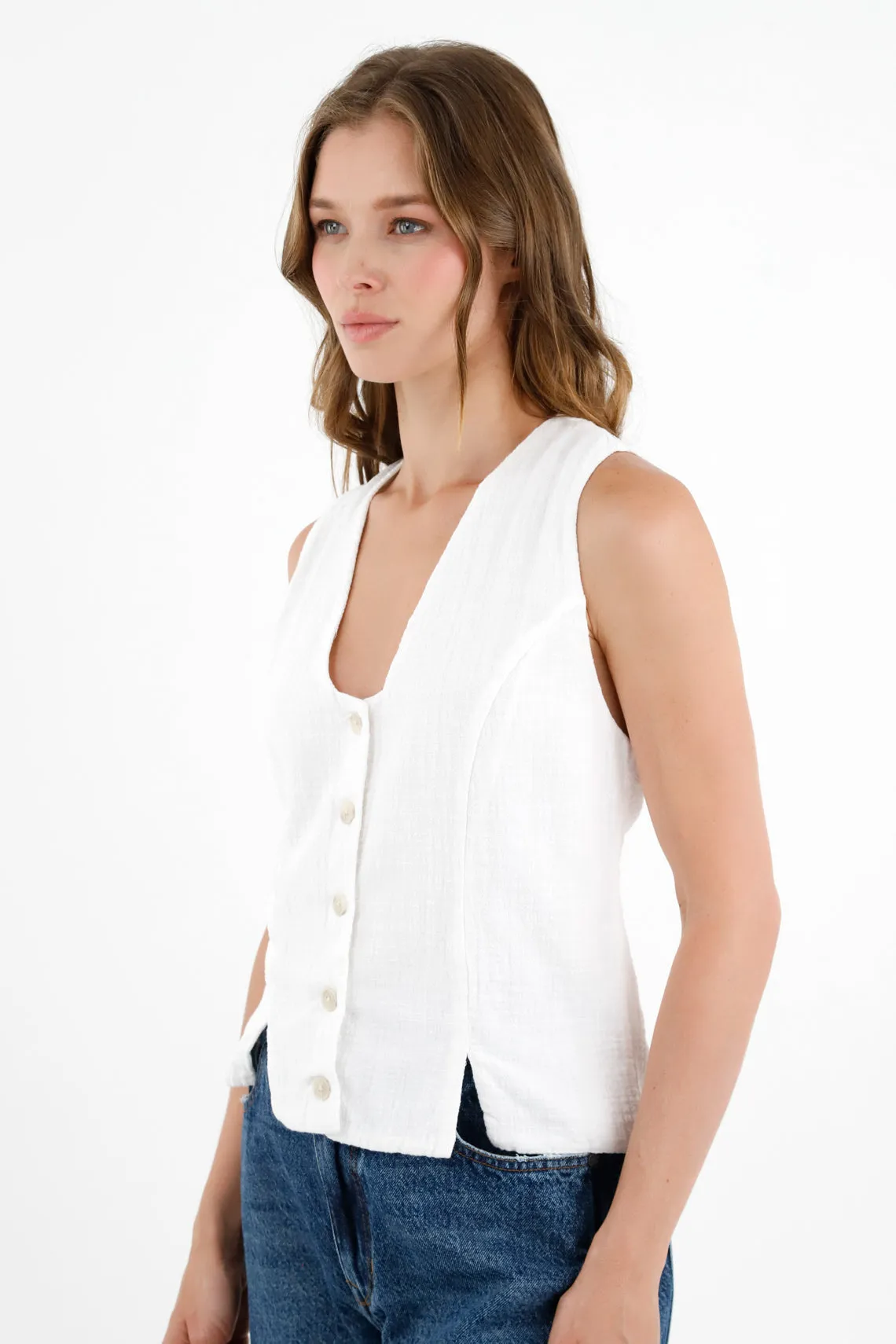 Camisa con escote en V blanca para mujer