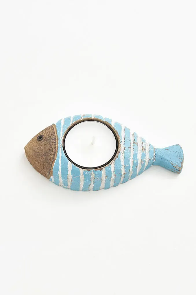 Portavelas pequeños con forma de pez azul claro
