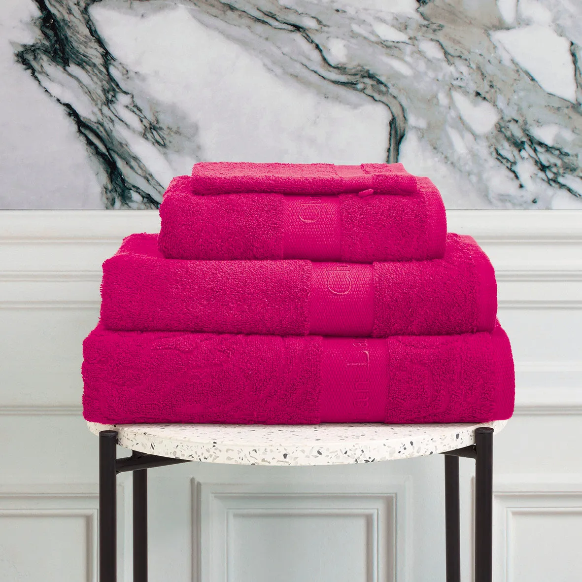 SET DE 4 SERVIETTES ET 4 DRAPS DE BAIN