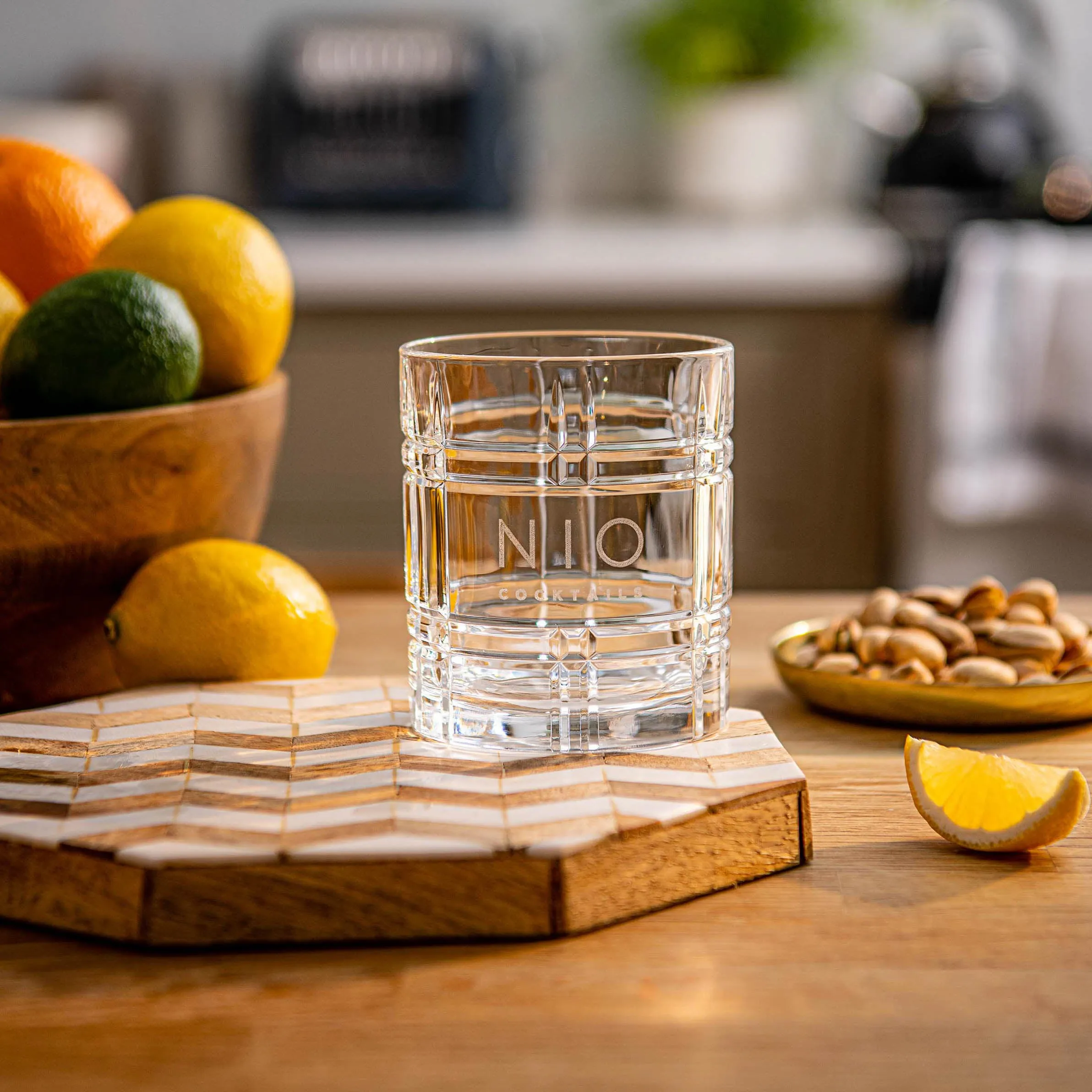 Share the moment kit: 6 Cocktails   2 FREE tumblers (25% Off)