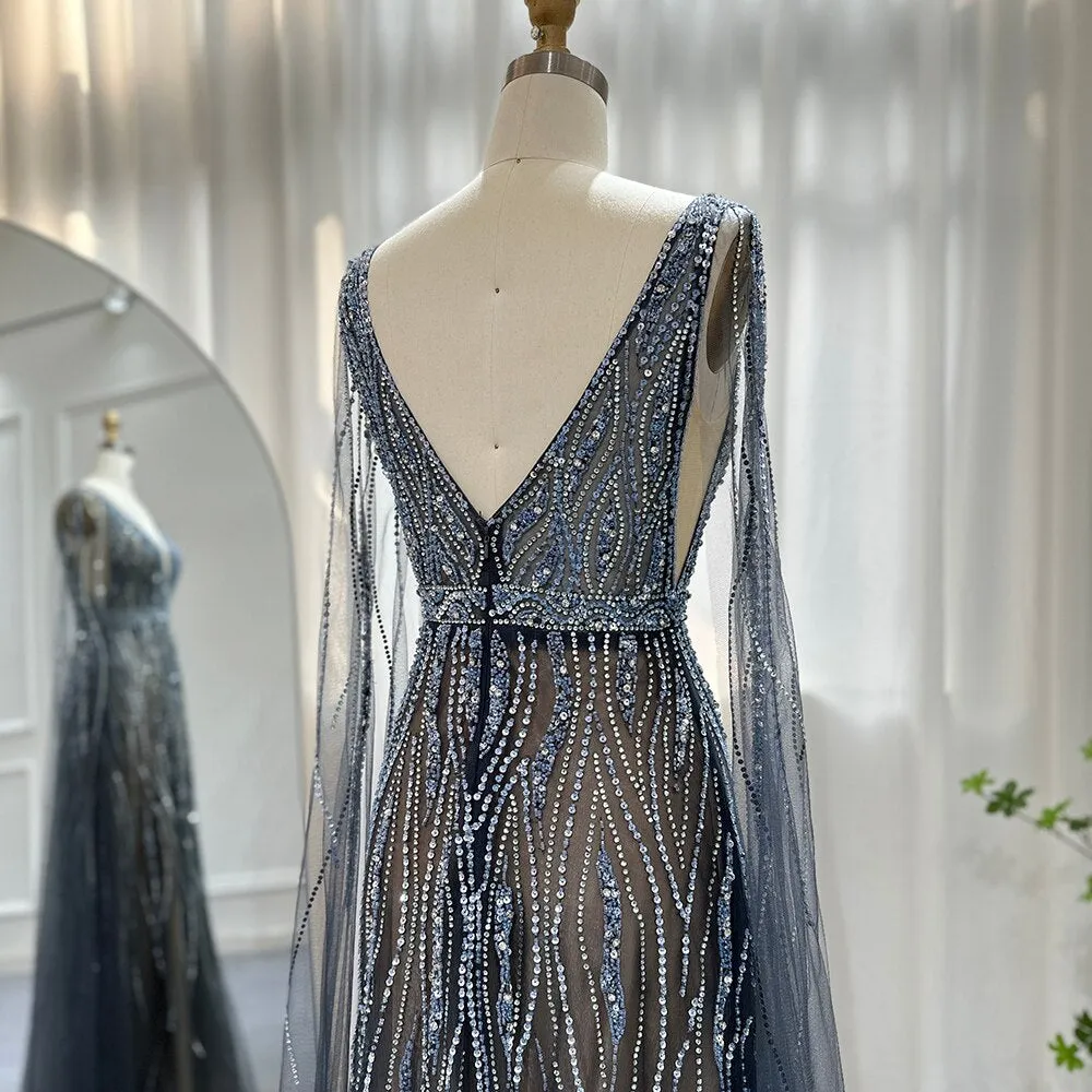Vestido de Festa Luxo Decorado em Cristais e com Manga Capa - Modelo Especial