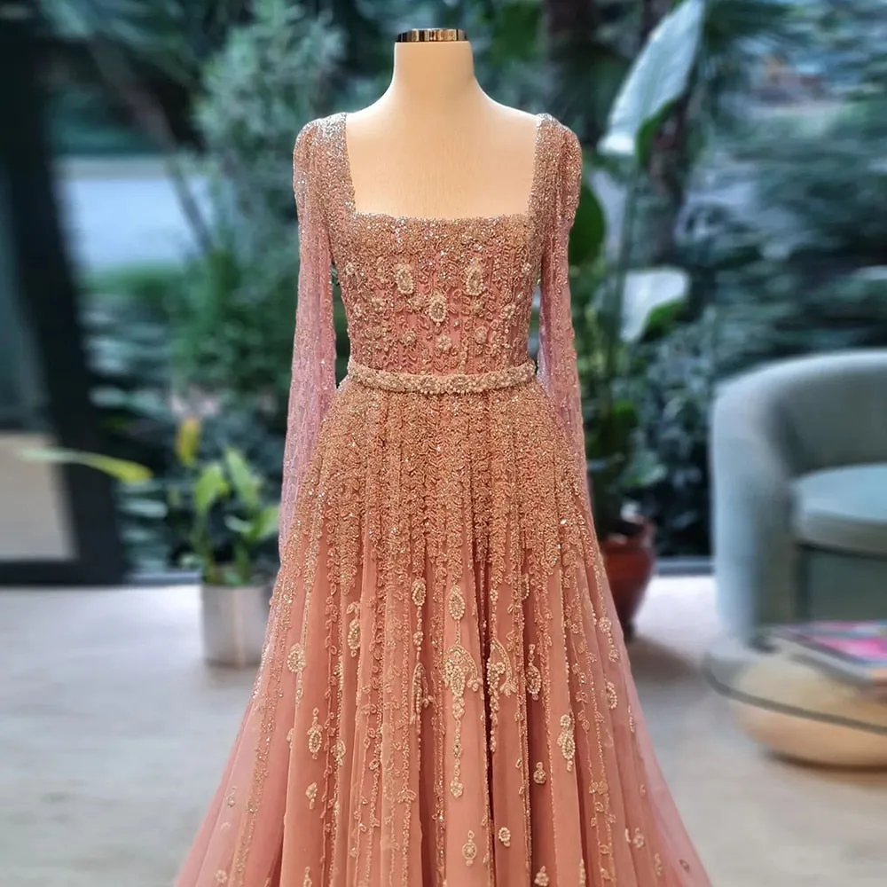 Vestido de Festa Maxi Luxo Decorado com Cascata de Cristais - Modelo Especial