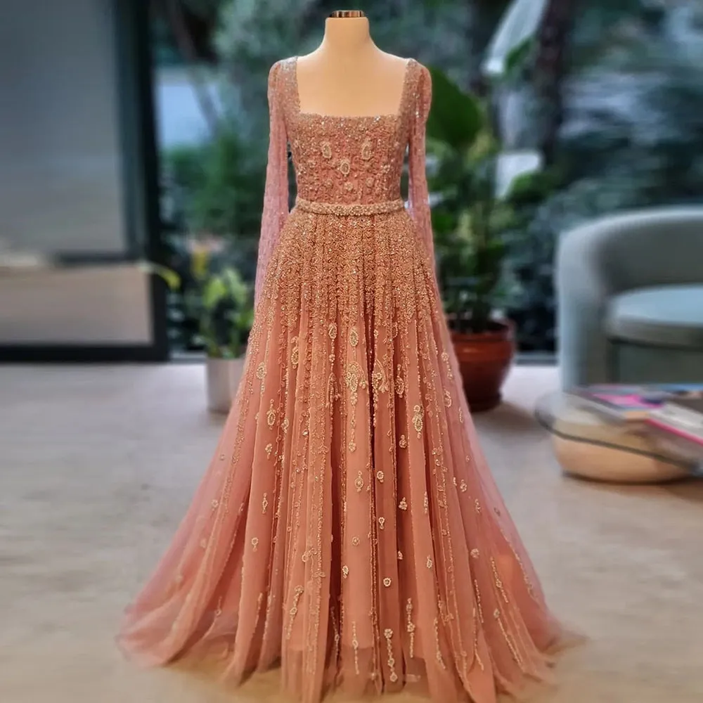 Vestido de Festa Maxi Luxo Decorado com Cascata de Cristais - Modelo Especial