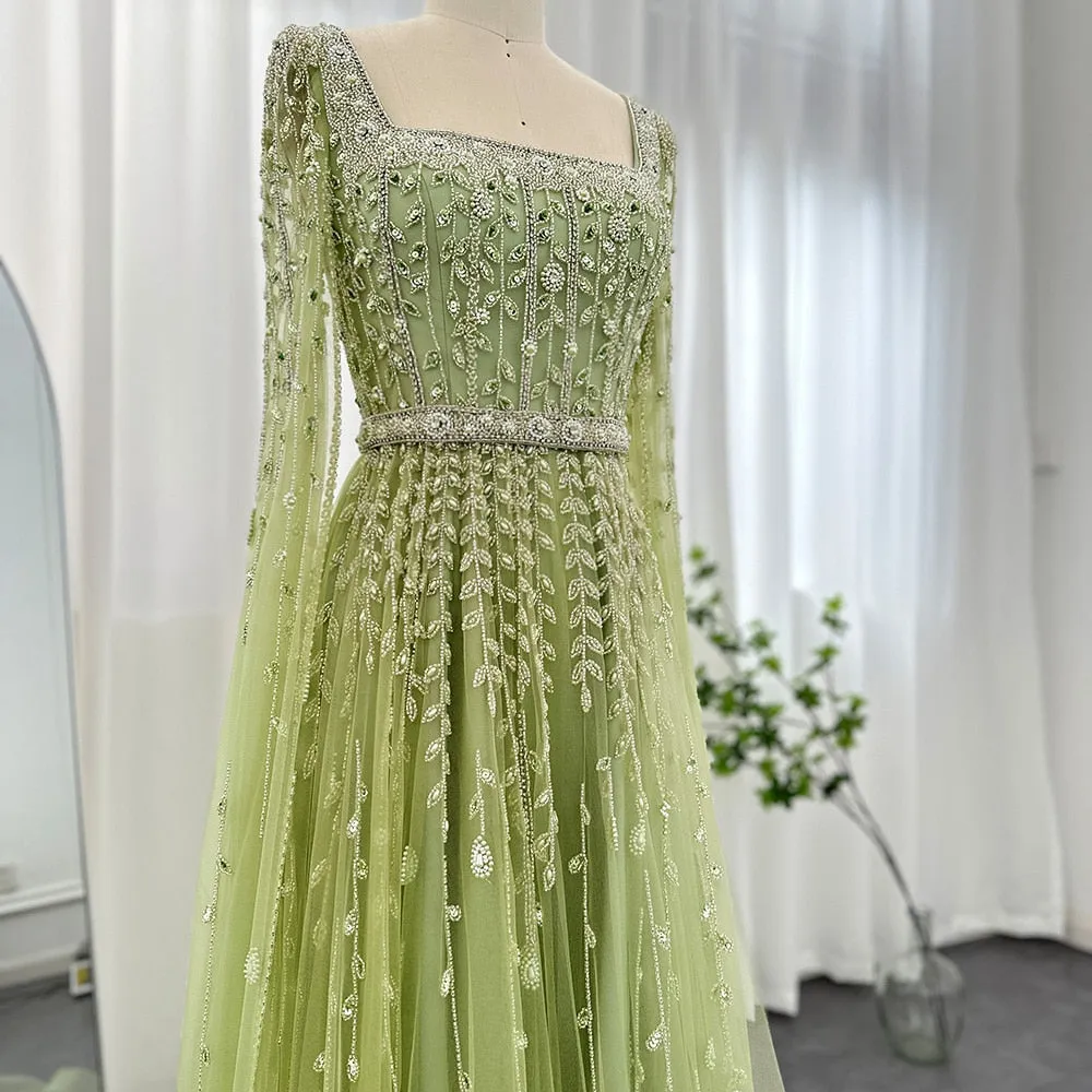 Vestido de Festa Maxi Luxo Decorado com Cascata de Cristais - Modelo Especial
